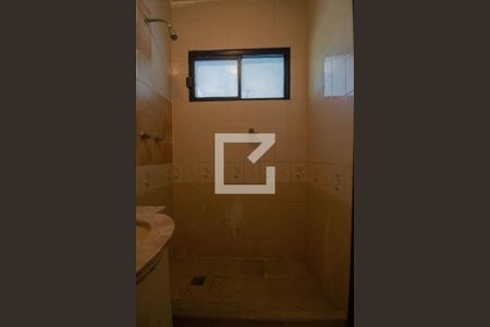 Casa à venda com 568m², 6 quartos e 6 vagasBanheiro da Suíte 1