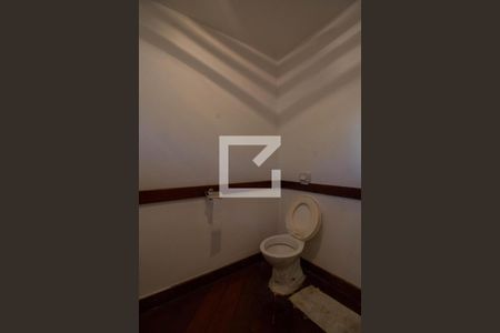 Casa à venda com 568m², 6 quartos e 6 vagasLavabo 