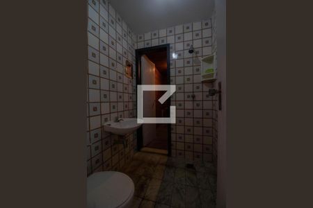 Casa à venda com 568m², 6 quartos e 6 vagasBanheiro 8