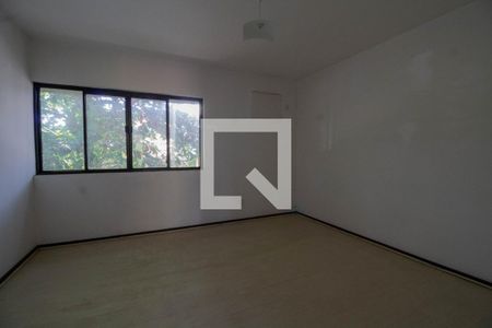 Casa à venda com 568m², 6 quartos e 6 vagasQuarto 2