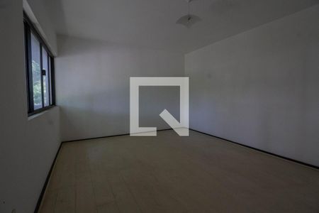 Casa à venda com 568m², 6 quartos e 6 vagasQuarto 3