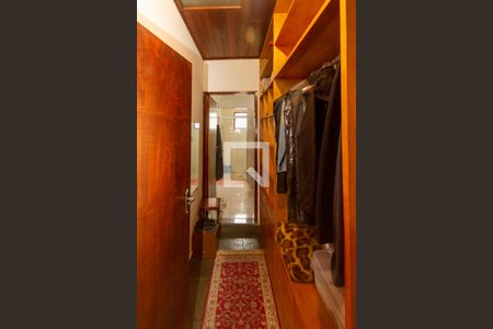 Casa para alugar com 269m², 3 quartos e 3 vagasCloset