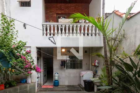 Casa para alugar com 269m², 3 quartos e 3 vagasQuintal