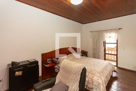 Casa para alugar com 269m², 3 quartos e 3 vagasSuite