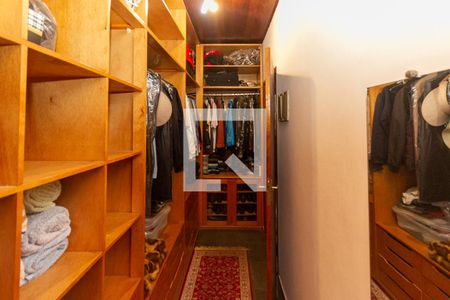 Casa para alugar com 269m², 3 quartos e 3 vagasCloset