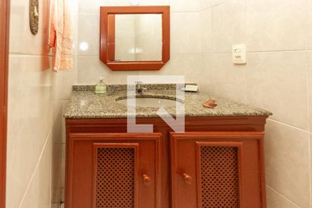 Casa para alugar com 269m², 3 quartos e 3 vagasLavabo