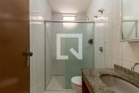 Banheiro  de casa para alugar com 1 quarto, 50m² em Vila Firmiano Pinto, São Paulo