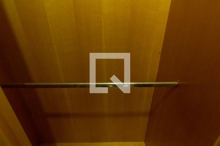 Casa para alugar com 130m², 3 quartos e 2 vagas Casa para alugar com 130m², 3 quartos e 2 vagasDetalhe do closet da suíte