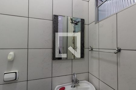Casa para alugar com 130m², 3 quartos e 2 vagas Casa para alugar com 130m², 3 quartos e 2 vagasDetalhe do banheiro de serviço