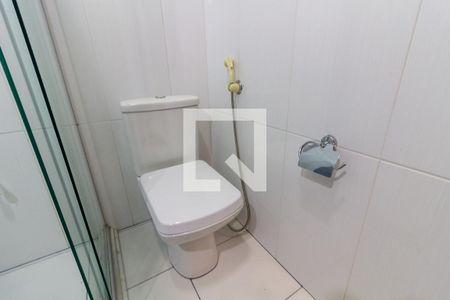 Casa para alugar com 130m², 3 quartos e 2 vagas Casa para alugar com 130m², 3 quartos e 2 vagasDetalhe do banheiro da suíte