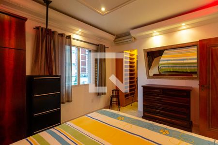 Casa para alugar com 130m², 3 quartos e 2 vagas Casa para alugar com 130m², 3 quartos e 2 vagasSuíte