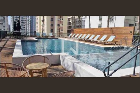 Studio à venda com 60m², 1 quarto e sem vagaÁrea comum - Piscina