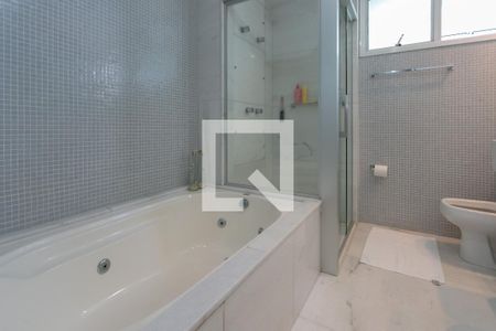 Apartamento para alugar com 176m², 4 quartos e 4 vagasBanheiro da Suíte 4