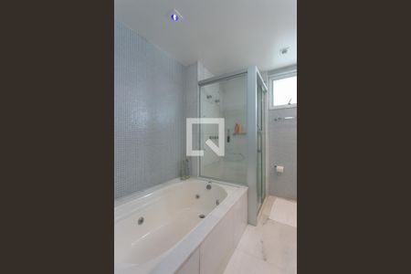 Apartamento para alugar com 176m², 4 quartos e 4 vagasBanheiro da Suíte 4