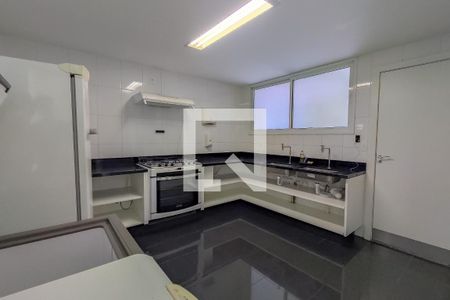 Apartamento para alugar com 176m², 4 quartos e 4 vagasÁrea comum - Salão de festas