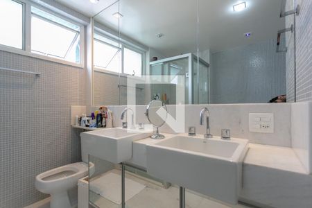 Apartamento para alugar com 176m², 4 quartos e 4 vagasBanheiro da Suíte 4