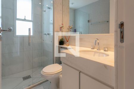 Apartamento para alugar com 176m², 4 quartos e 4 vagasBanheiro da Suíte 1