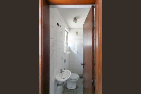 Apartamento para alugar com 95m², 3 quartos e 2 vagasBanheiro de Serviço