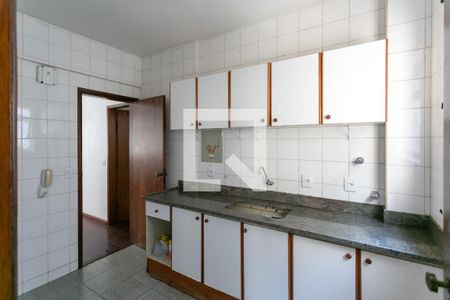 Apartamento para alugar com 95m², 3 quartos e 2 vagasCozinha