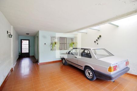 Casa à venda com 170m², 2 quartos e 2 vagasGaragem