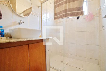 Casa à venda com 170m², 2 quartos e 2 vagasBanheiro