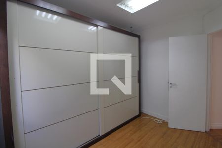 Quarto 1 de apartamento para alugar com 2 quartos, 48m² em Vila Constanca, São Paulo