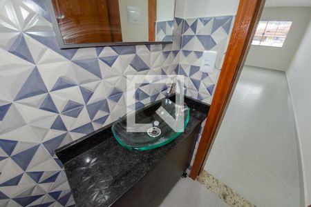 Casa para alugar com 98m², 2 quartos e 2 vagasLavabo