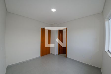 Casa para alugar com 98m², 2 quartos e 2 vagasSuíte 2