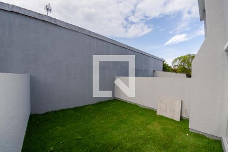 Casa para alugar com 98m², 2 quartos e 2 vagasQuintal