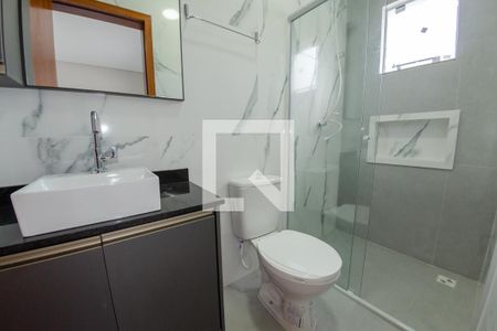 Casa para alugar com 98m², 2 quartos e 2 vagasBanheiro