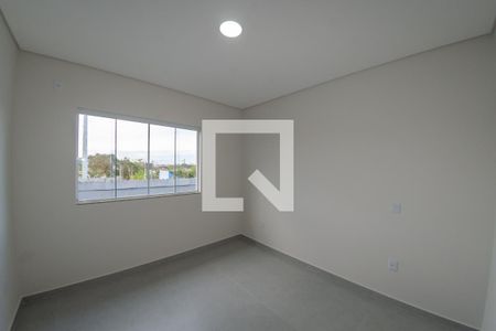 Casa para alugar com 98m², 2 quartos e 2 vagasSuíte 2