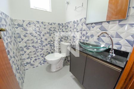 Casa para alugar com 98m², 2 quartos e 2 vagasLavabo