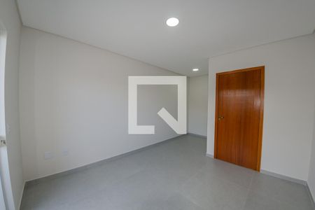 Casa para alugar com 98m², 2 quartos e 2 vagasSuíte 1