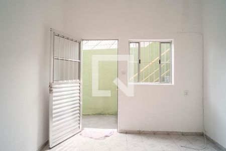 Sala de casa para alugar com 2 quartos, 60m² em Parque Boturussu, São Paulo