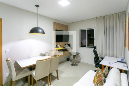 Sala de apartamento para alugar com 2 quartos, 51m² em Santo Antônio, Belo Horizonte