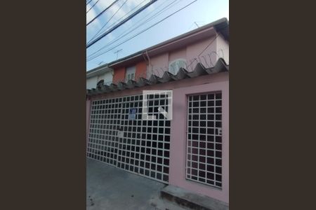 Casa à venda com 240m², 3 quartos e 2 vagasFachada/Placa