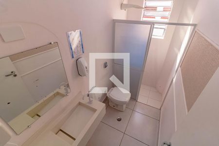 Casa à venda com 240m², 3 quartos e 2 vagasBanheiro