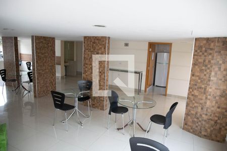 Apartamento para alugar com 51m², 2 quartos e 1 vagasalão de festas