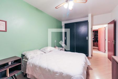 Casa à venda com 400m², 4 quartos e 4 vagasSuíte 2