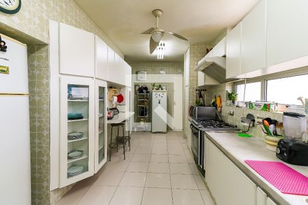 Casa à venda com 400m², 4 quartos e 4 vagasCozinha