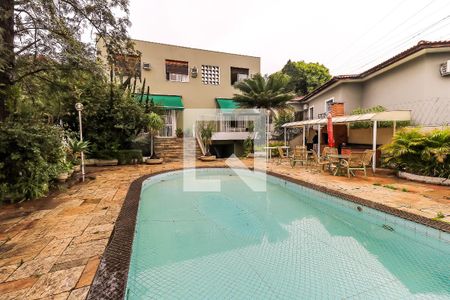 Casa à venda com 400m², 4 quartos e 4 vagasPiscina