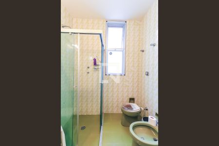 Casa à venda com 400m², 4 quartos e 4 vagasBanheiro Suíte 1