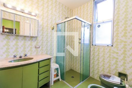 Casa à venda com 400m², 4 quartos e 4 vagasBanheiro Suíte 1