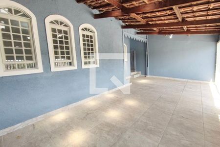 Casa para alugar com 100m², 2 quartos e 2 vagas Casa para alugar com 100m², 2 quartos e 2 vagasGaragem