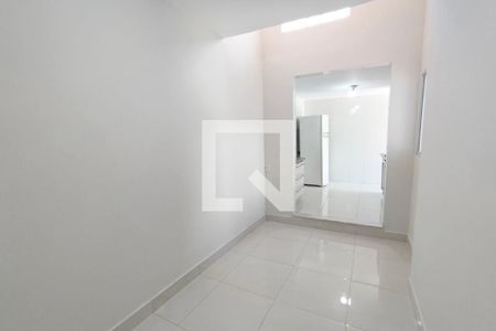 Casa para alugar com 100m², 2 quartos e 2 vagas Casa para alugar com 100m², 2 quartos e 2 vagasSala de Estar