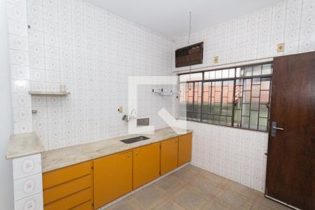 Casa para alugar com 220m², 5 quartos e 6 vagasCozinha