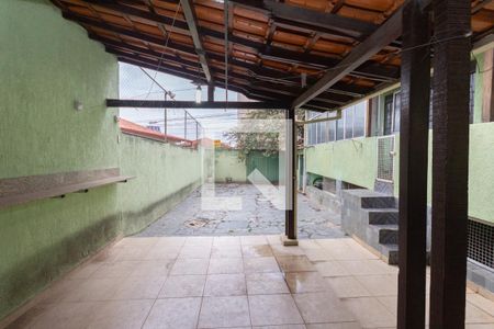 Casa para alugar com 220m², 5 quartos e 6 vagasGaragem