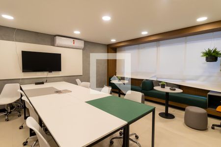 Apartamento para alugar com 37m², 1 quarto e sem vagaCoworking