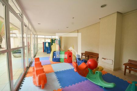 Apartamento à venda com 80m², 3 quartos e 1 vagaÁrea Comum - Playground