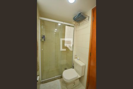 Banheiro da suíte de apartamento à venda com 3 quartos, 80m² em Botafogo, Rio de Janeiro